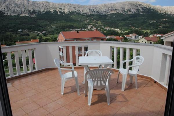 Ara-Marina Apartment Baska  Exterior photo